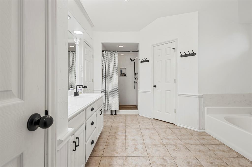 Decordova Bend Estate - Residential