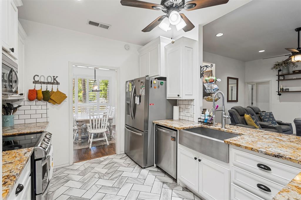 Decordova Bend Estate - Residential