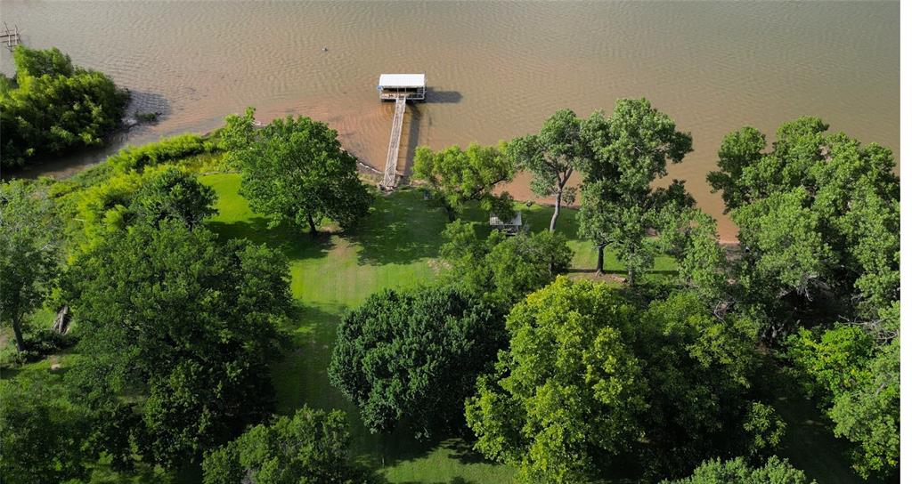 Nocona Lake Estate - Residential