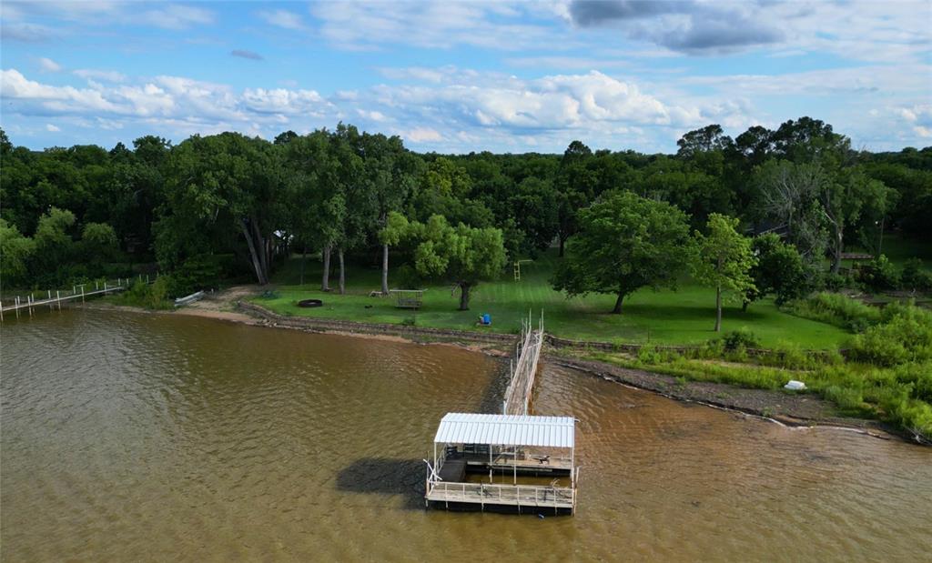 Nocona Lake Estate - Residential