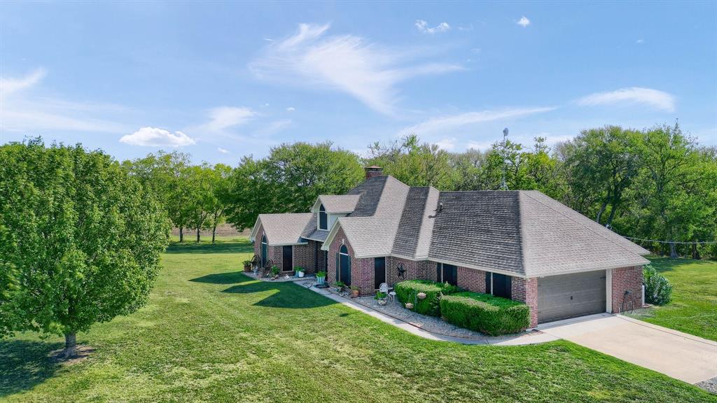 Discover an exceptional opportunity in Gunter, Texas! This 11-acre property is an ideal investment for both residential and commercial development. Unrestricted and situated at the northern tip of Gunter, the land presents limitless potential. Nestled in Grayson County, this serene parcel boasts undulating terrain and scenic views of a wooded seasonal creek. It also features a generous 2,000 square-foot residence, perfect for a combined living and office setup. With its proximity to Highway 289 and Mackey Road, the property is easily accessible. Whether you aim to construct your dream residence or kickstart a prosperous business, this plot offers the necessary space and promise to realize your aspirations. Seize the chance to own this extraordinary tract of land in Gunter, Texas. Arrange a viewing today and explore the vast possibilities.