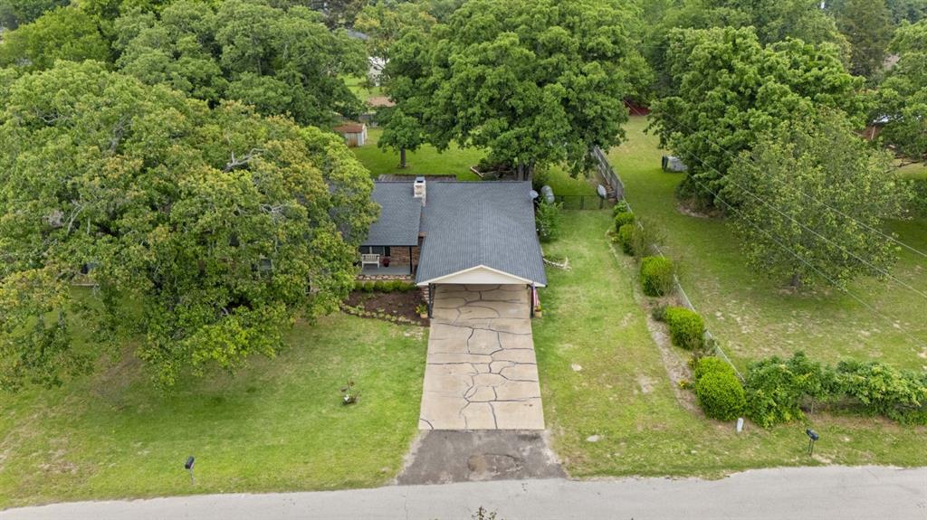 Lake Brenda - Residential