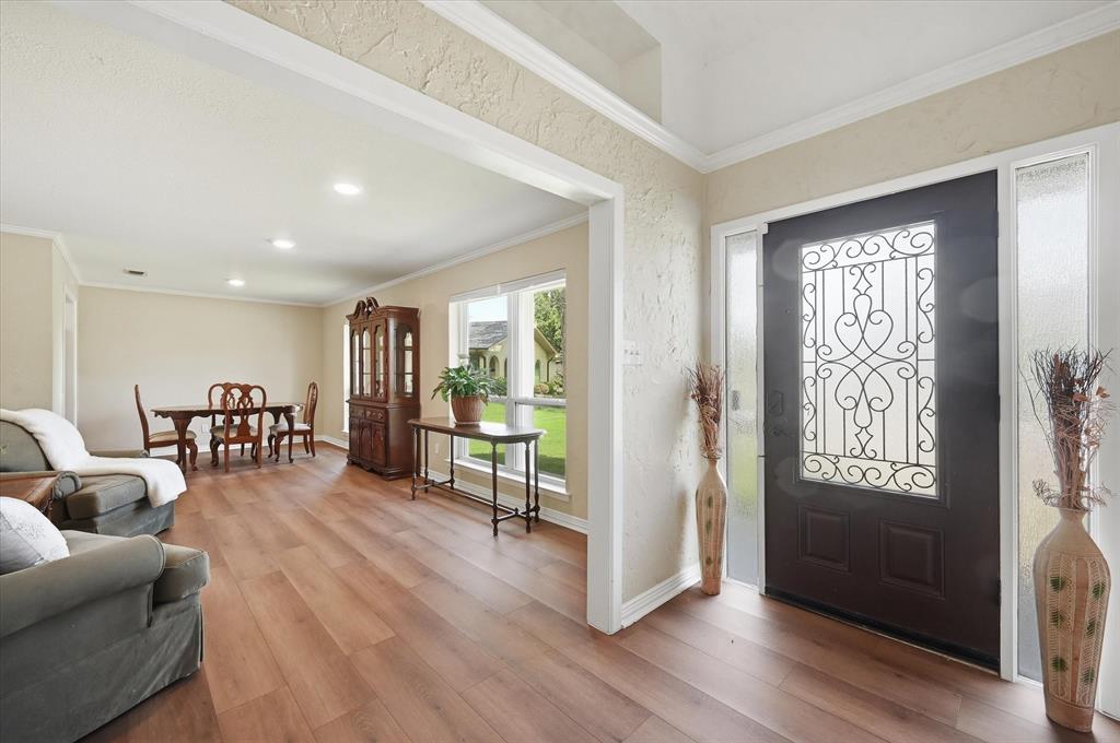 Brook Hollow Bedford - Residential