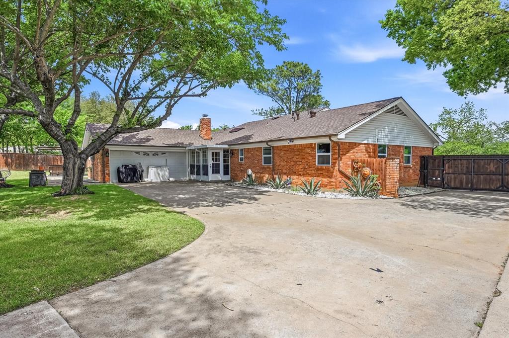Brook Hollow Bedford - Residential