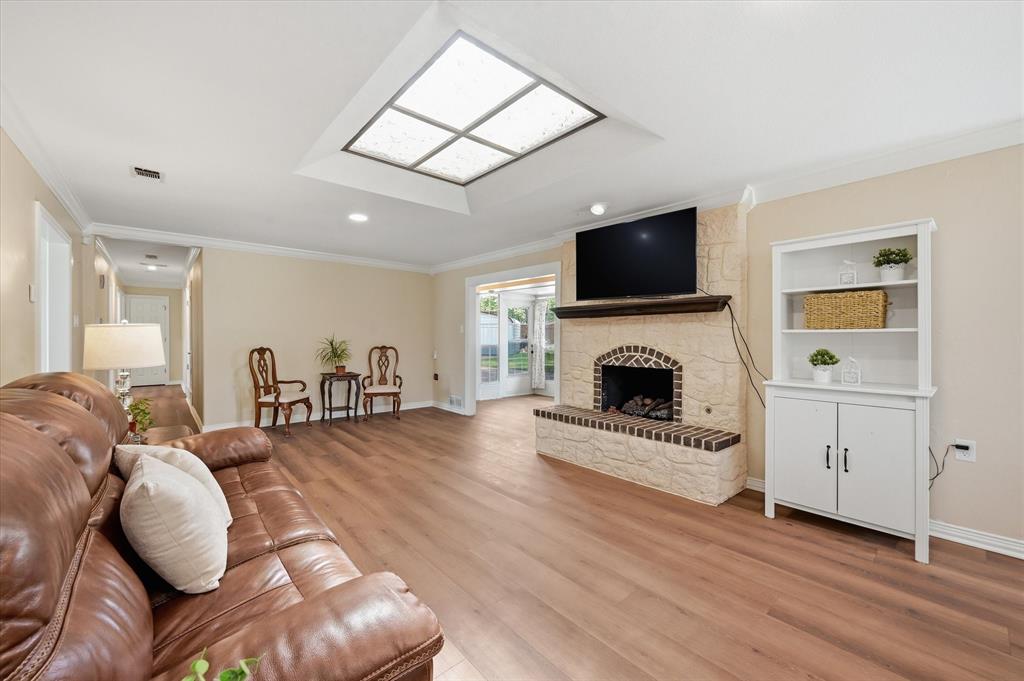Brook Hollow Bedford - Residential