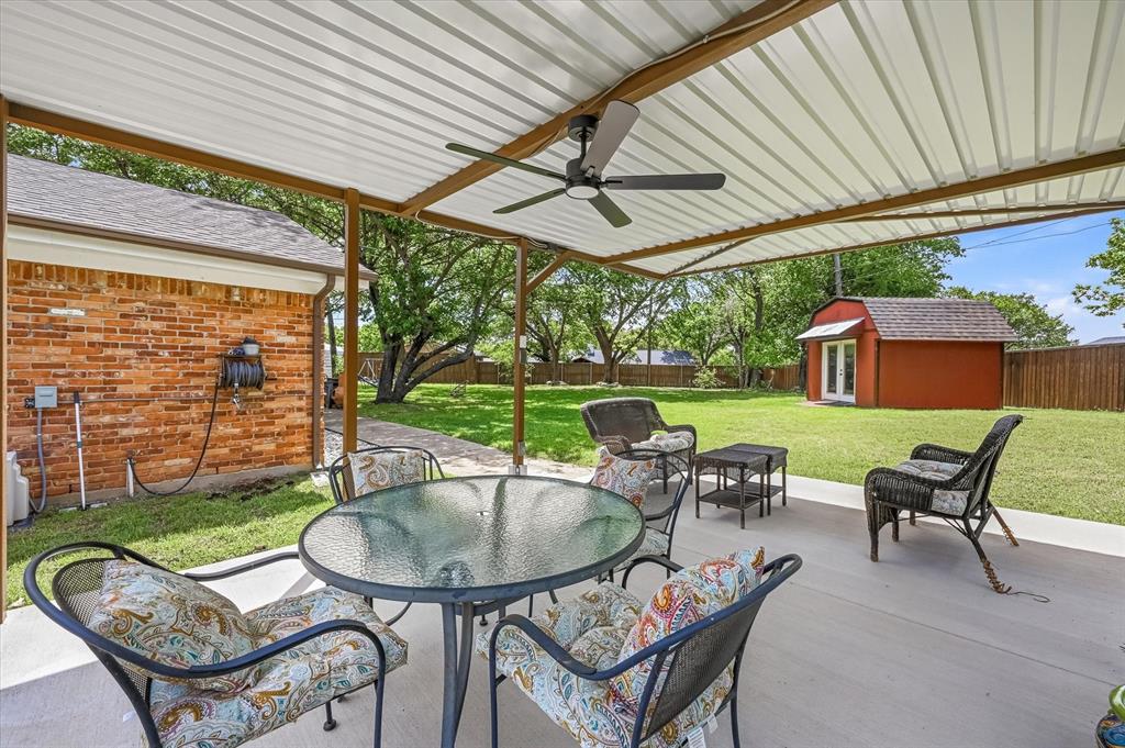 Brook Hollow Bedford - Residential