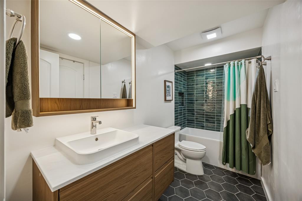 Danbury Condo - Residential