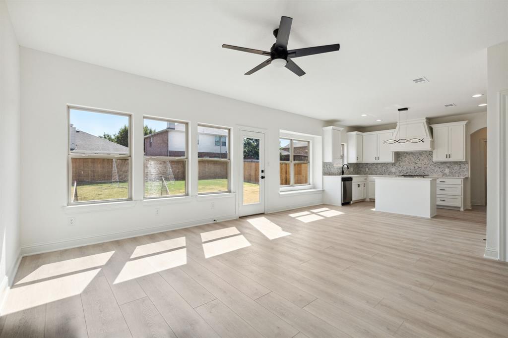 Hidden Cove Ph Three C - Residential