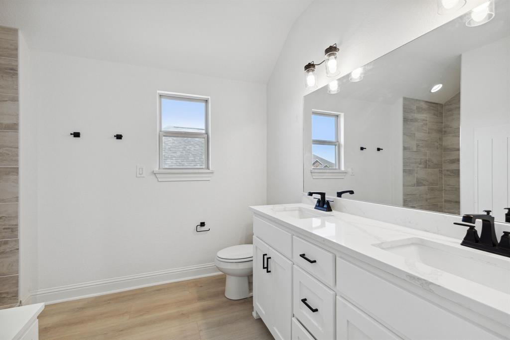 Hidden Cove Ph Three C - Residential