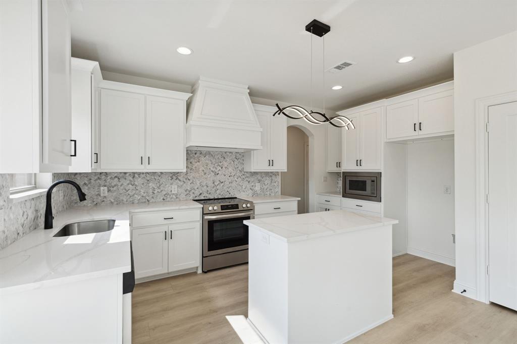 Hidden Cove Ph Three C - Residential