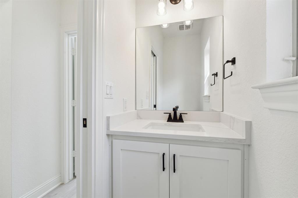 Hidden Cove Ph Three C - Residential