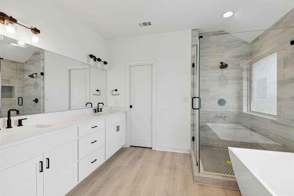 Hidden Cove Ph Three C - Residential