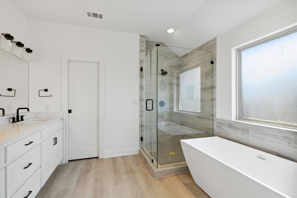 Hidden Cove Ph Three C - Residential