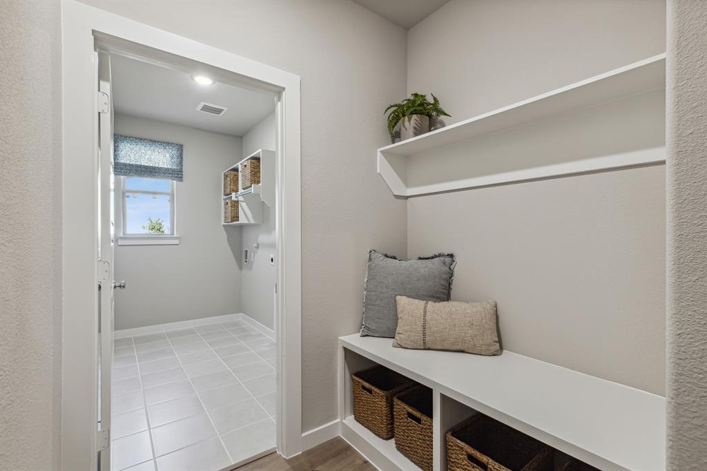 Elevon - Residential