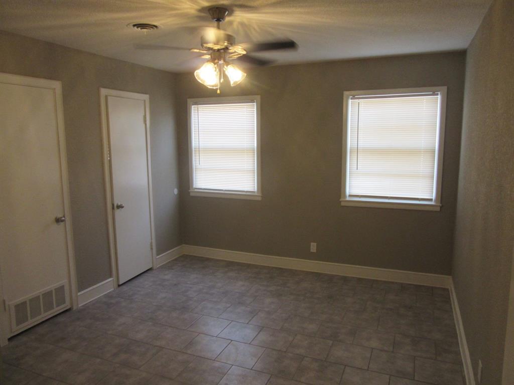 Brookhollow - Residential Lease