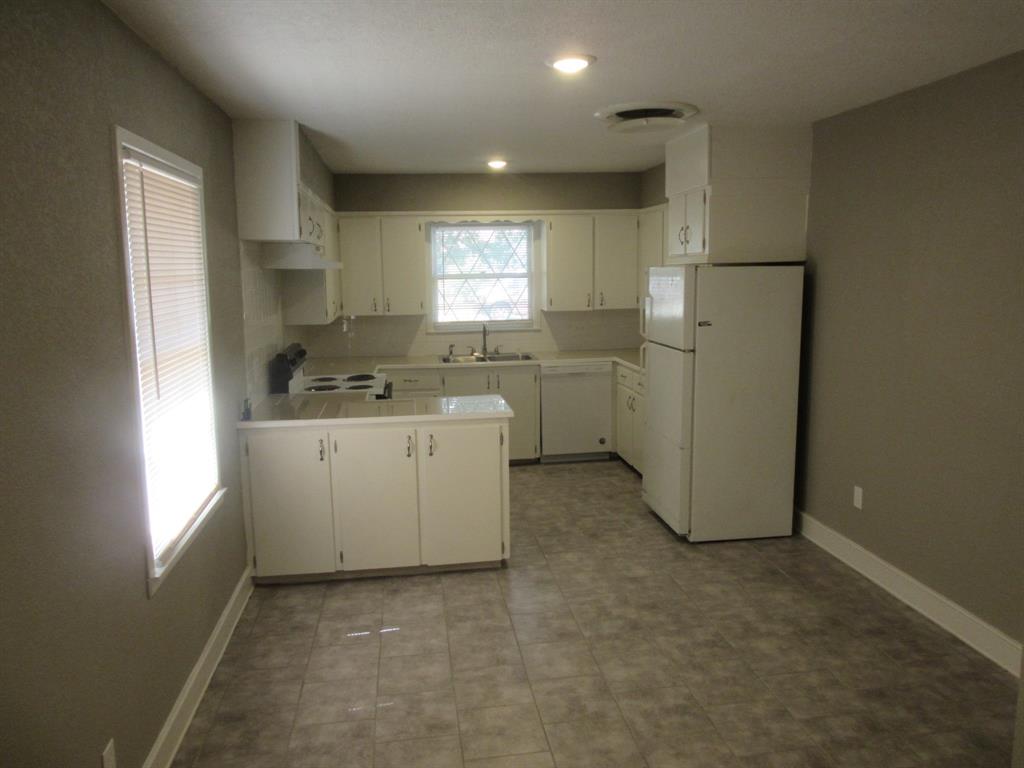 Brookhollow - Residential Lease