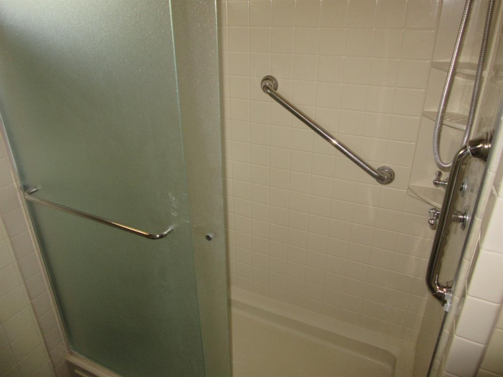Brookhollow - Residential Lease