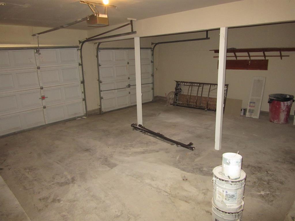 Brookhollow - Residential Lease