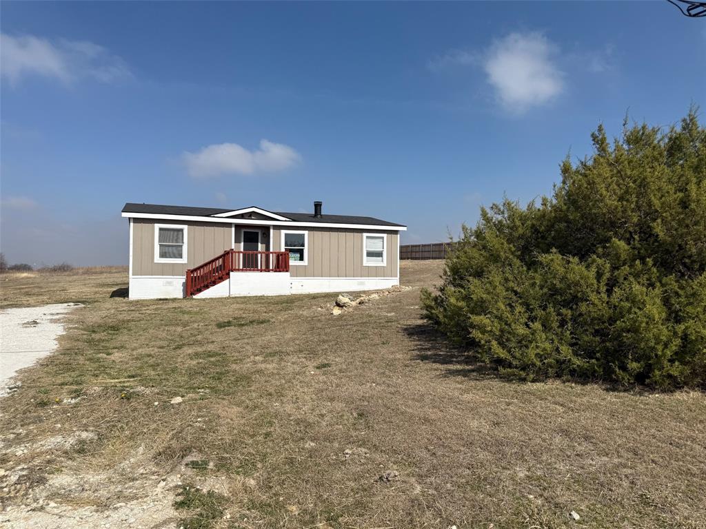 Great deal on 3 bedroom, 2 bath home and one acre of land.*This home has been moved previously so must be * Cash or owner (which is the bank) will finance with a conventional loan.*