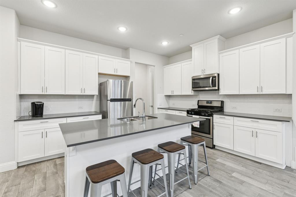 Huntington Villas - Residential