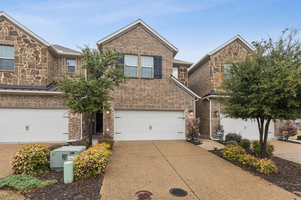 Huntington Villas - Residential