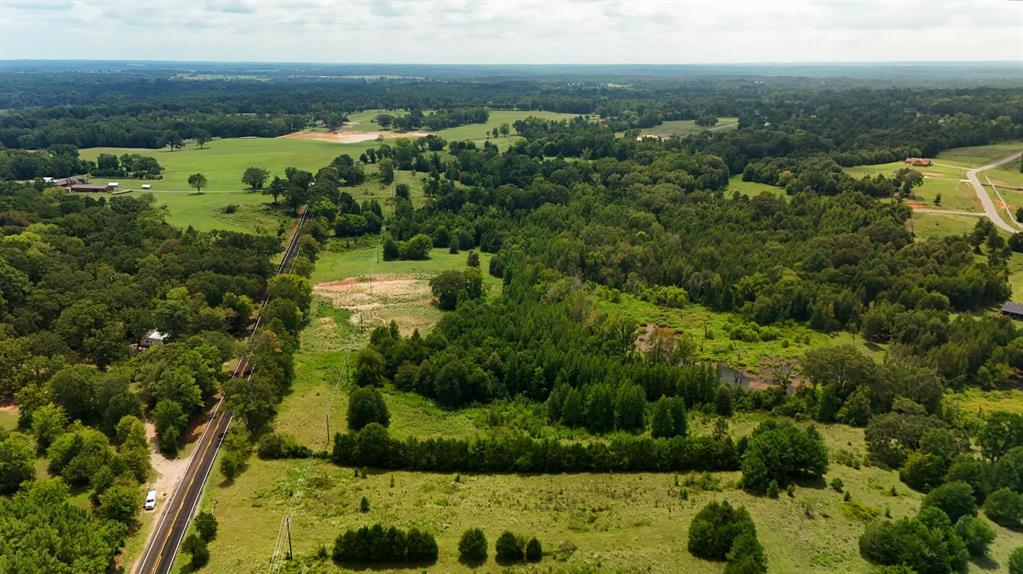 Lot 4 of 6 available vacant lots near 13947 FM 757, Winona, TX. This 2.5-acre lot, is ready for your new home or investment project. Located just outside Winona and minutes from Tyler, it offers country living with quick access to schools, shopping, and dining. The area’s nearby subdivisions and residential growth highlight its long-term potential.