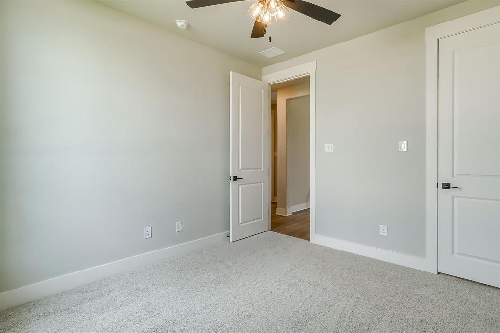 Peaks at Lone Elm - Residential