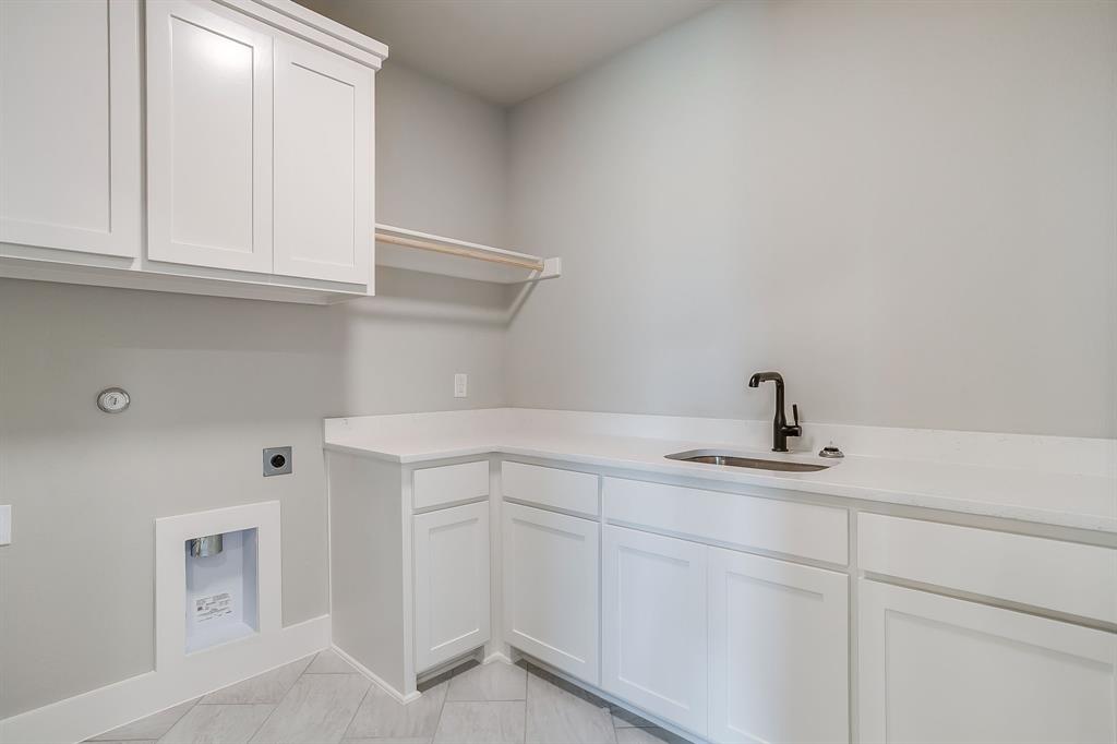 Peaks at Lone Elm - Residential