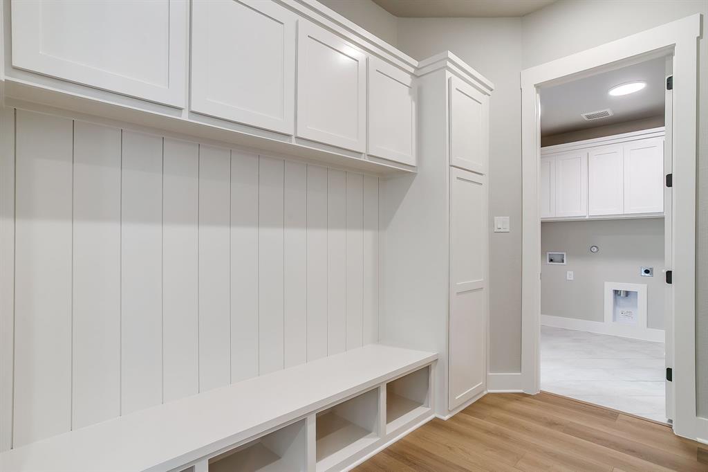 Peaks at Lone Elm - Residential