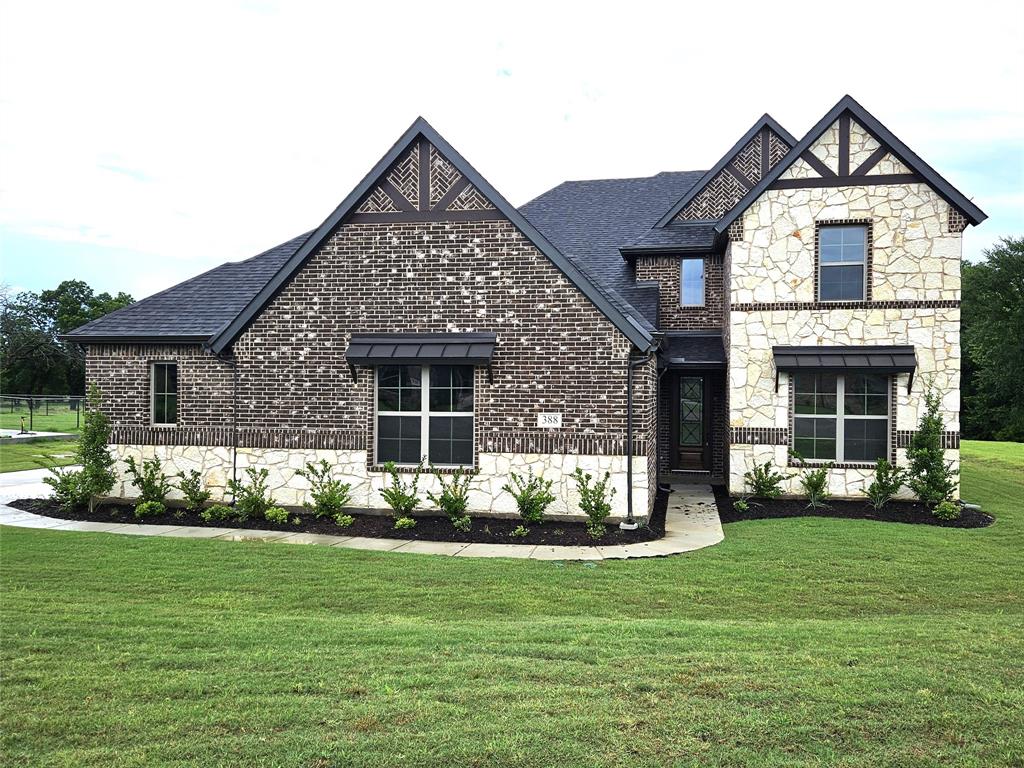 New Astoria Homes build on cul de sac acre lot. 6 car Super Stall with one garage door extra wide & 9ft tall for that awesome truck you can’t fit in your current garage or the family boat. Real hand scraped hardwood oak floors, not that clippity clop stuff you get over charged for.  “Wash Happy” oversized shower in master bath. Double oven with microwave, wood range hood, quartz counter tops in kitchen and all bathrooms. Pure White maple cabinets, beautiful backsplash , venetian bronze hardware, faucets & fixtures and 5.25 baseboard. Garage is finished with insulated garage door and opener. Deluxe package Epoxy floors in garage. Sod, sprinkler, landscaped package and full gutters.