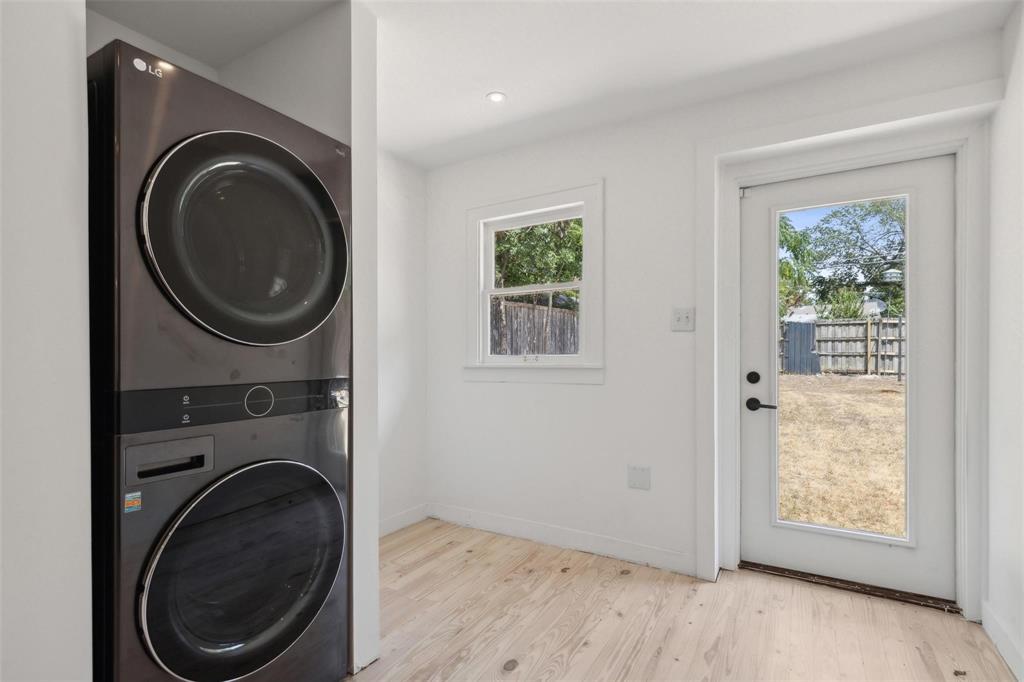 Hampton Square - Residential