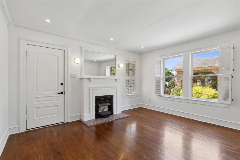 Hampton Square - Residential