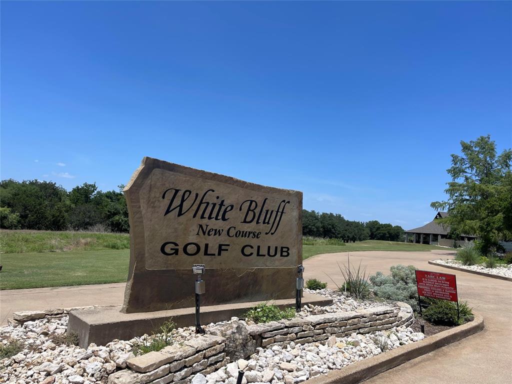 White Bluff #01 - Land