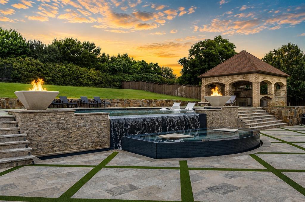 Manors At Waterford The - Residential