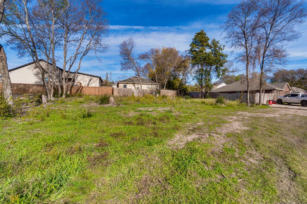 Alameda Heights - Land