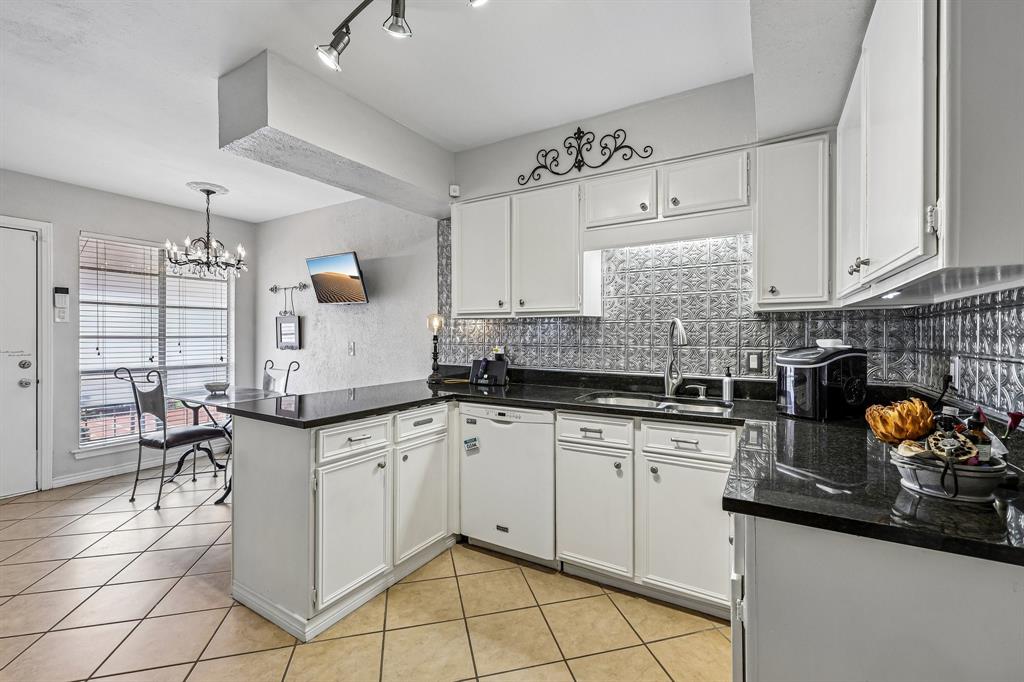 Hollows North Condo - Residential
