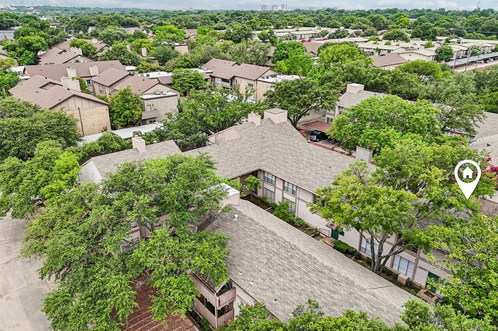 Hollows North Condo - Residential