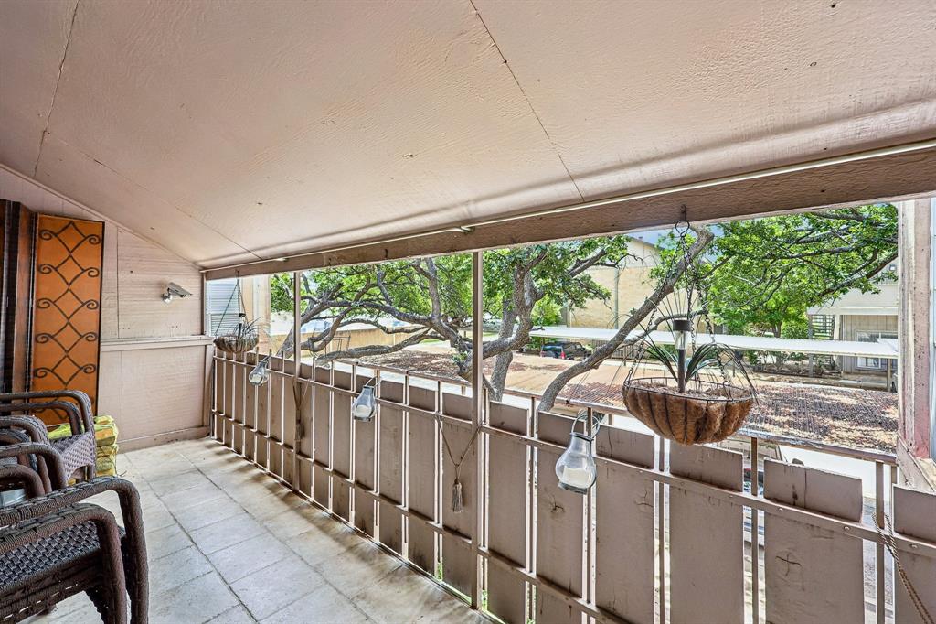 Hollows North Condo - Residential