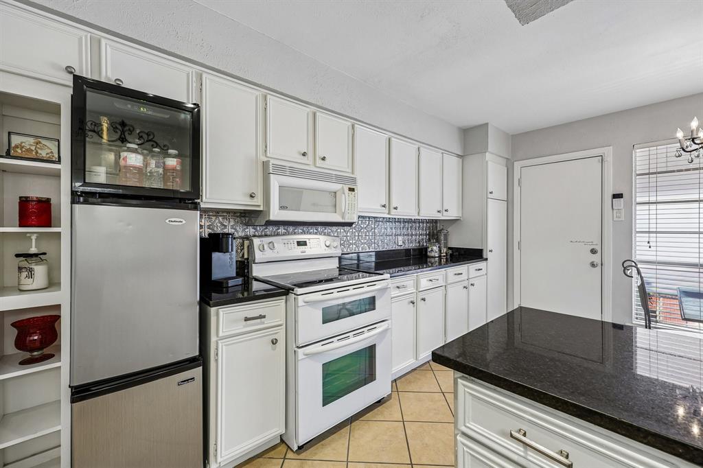 Hollows North Condo - Residential