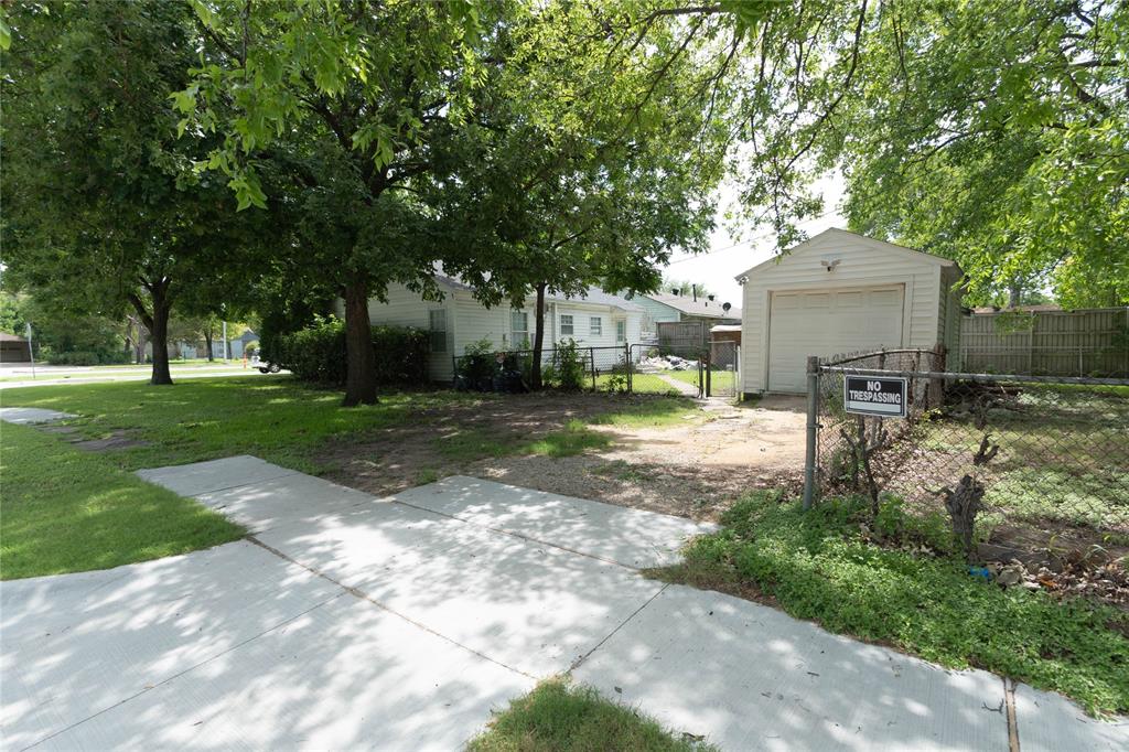 BUCKNER PARK - Residential