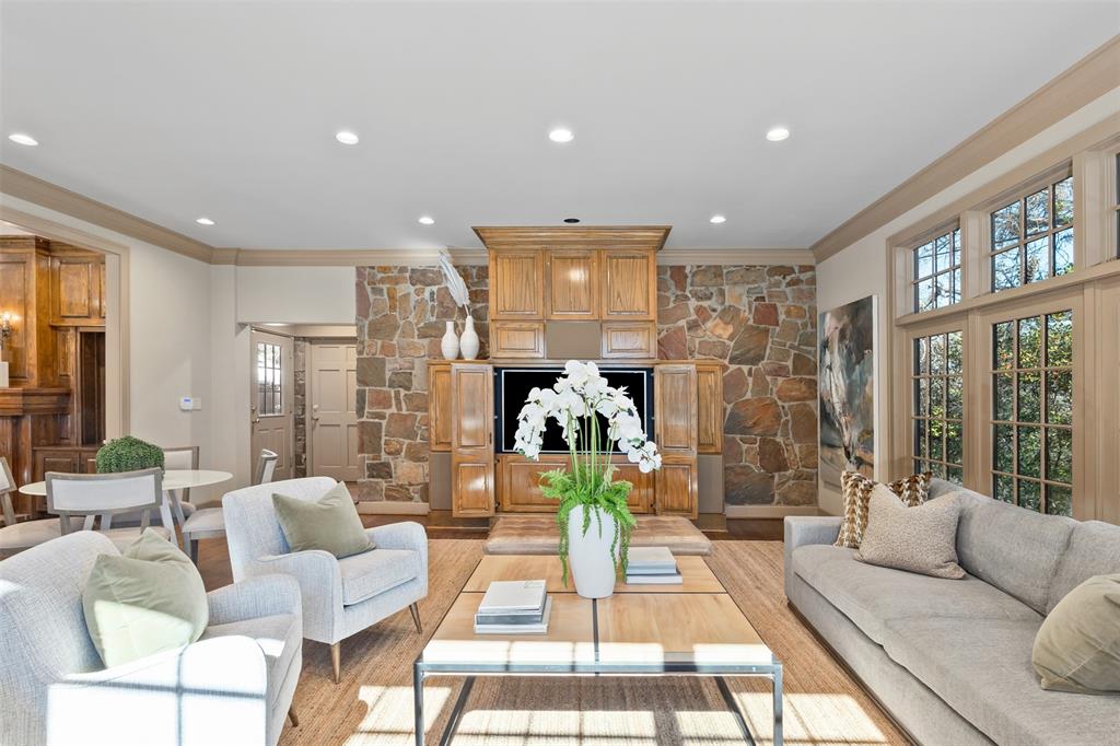 Bellaire Estates - Residential