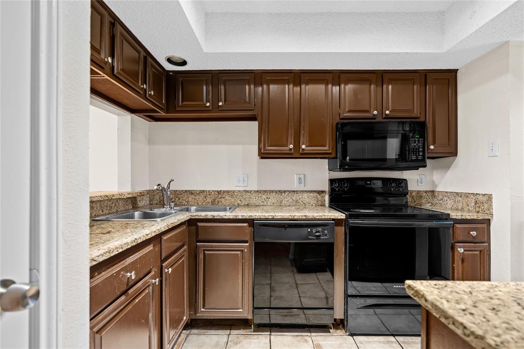 Brookhaven Village Condo Ph 01 & 0 - Residential