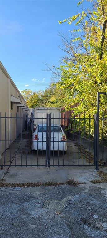 BLK 5802 TR 15 ACS 2.2862 - Commercial Sale