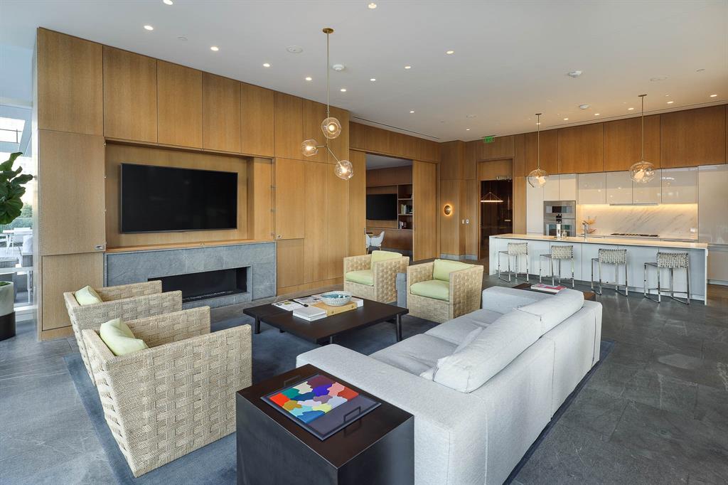 Arts Residences - Residential