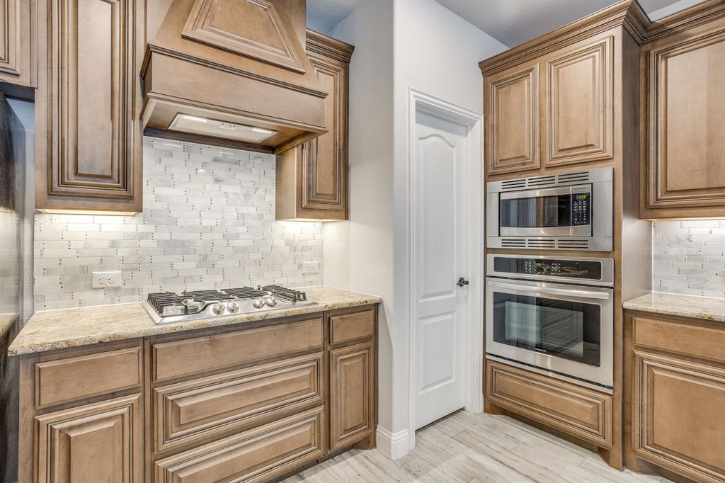 Oak Vly Estates - Residential