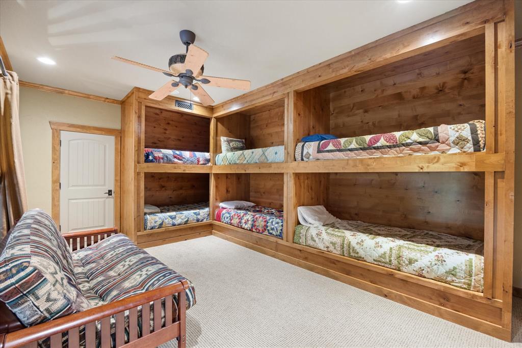 WESTERN HILLS HARBOR - Residential