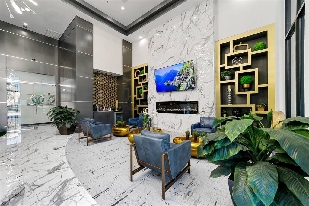 Bluffview Square - Residential Lease