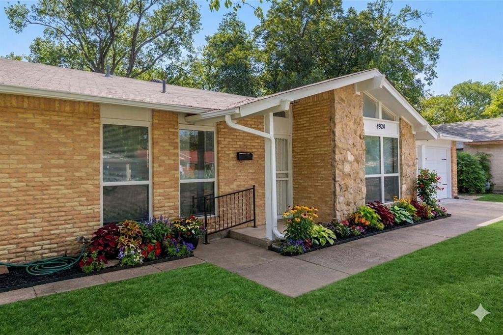 Take a look at this beautifully updated home that is fully renovated in 2022 & ready for its next owners! Conveniently located with quick access to downtown Fort Worth, I-20, and the Arlington area, this spacious property offers three generously sized bedrooms and a modern interior featuring luxury vinyl wood flooring, LED recessed lighting throughout. The primary bathroom has been fully upgraded with elegant luxury tile finishes, creating a clean and stylish retreat. Outside, you’ll find a large backyard with a covered patio, perfect for outdoor relaxation or entertaining guests. HOME IS CURRENTLY TENANT OCCUPIED UNTIL MID JUNE! HOME TO BE VACANT UPON MOVE IN! Priced to sell.