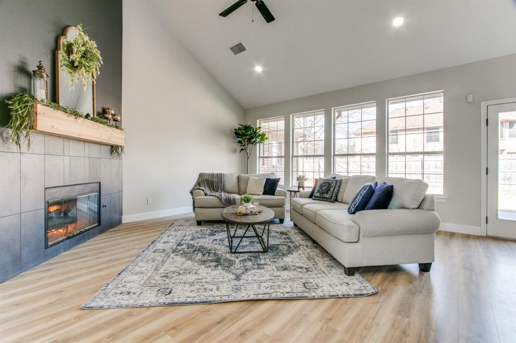 ROSS DOWNS ESTATES - Residential