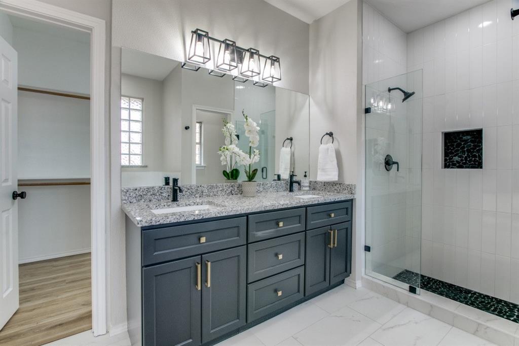 ROSS DOWNS ESTATES - Residential